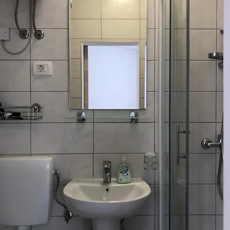 & Nardin Casa de hóspedes