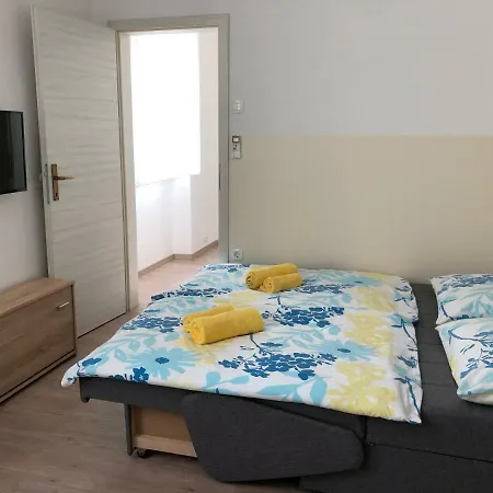& Nardin Guest house *