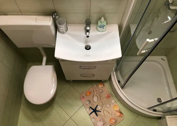 Gostinjska kuća & Nardin *